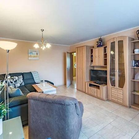 With 2 Bedrooms Casa vacanze *