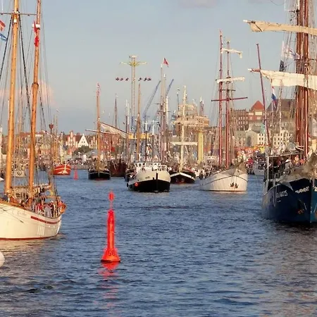 Semesterbostad With 2 Bedrooms *