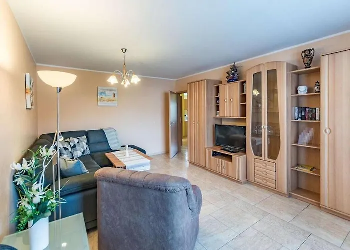 With 2 Bedrooms Ferienhaus *